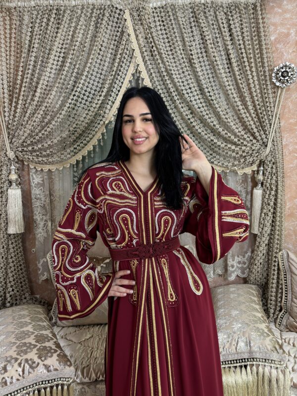 Takchita Bordeaux Brodée